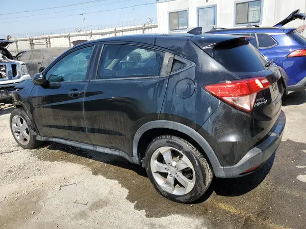 3CZRU5H56HM714498 2017 HONDA HR-V - Image 2