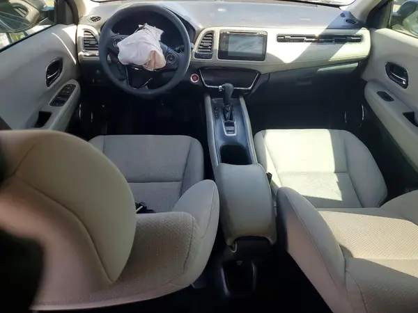 3CZRU5H56HM718339 2017 HONDA HR-V - Image 8