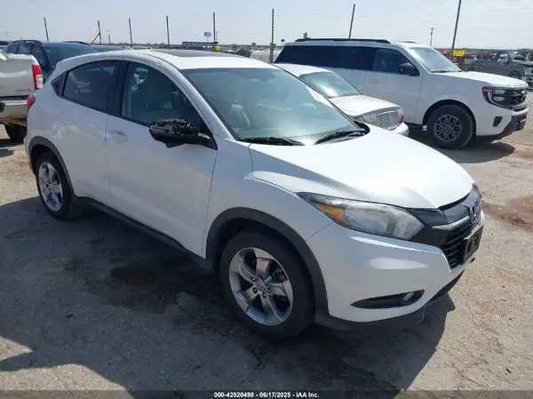 3CZRU5H56HM720351 2017 HONDA HR-V - Image 1