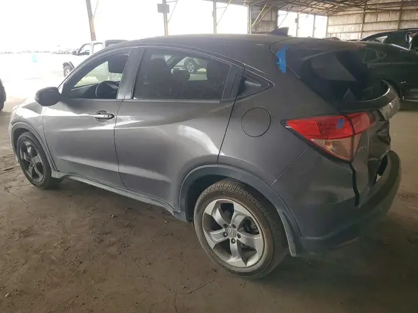 3CZRU5H56HM721242 2017 HONDA HR-V - Image 2