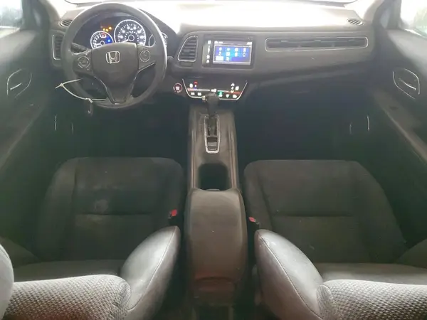 3CZRU5H56HM721242 2017 HONDA HR-V - Image 8
