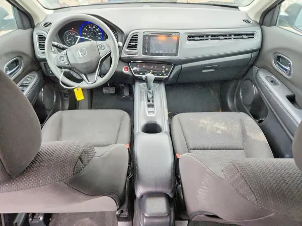 3CZRU5H56HM721337 2017 HONDA HR-V - Image 8