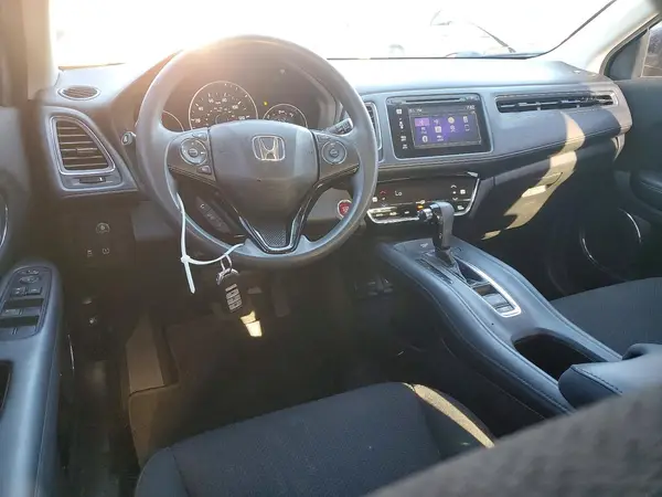 3CZRU5H56HM723721 2017 HONDA HR-V - Image 8