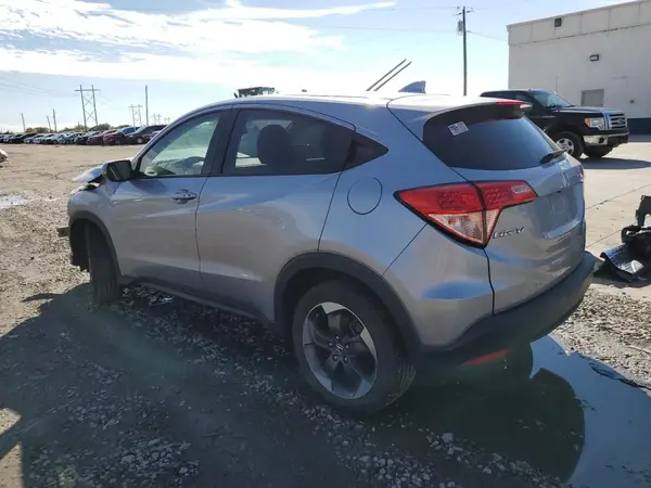 3CZRU5H56JG703666 2018 HONDA HR-V - Image 2