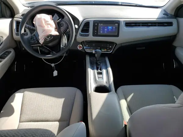 3CZRU5H56JG703666 2018 HONDA HR-V - Image 8