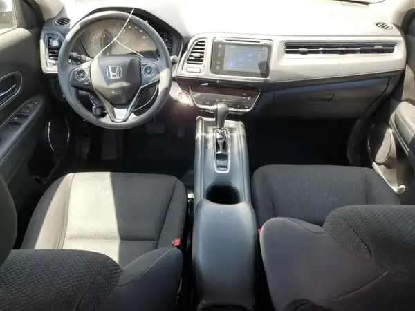 3CZRU5H56JG703862 2018 HONDA HR-V - Image 8