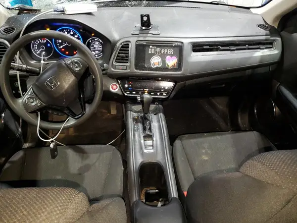3CZRU5H56JM708139 2018 HONDA HR-V - Image 8