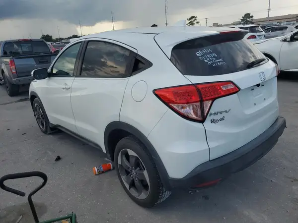 3CZRU5H56JM711929 2018 HONDA HR-V - Image 2