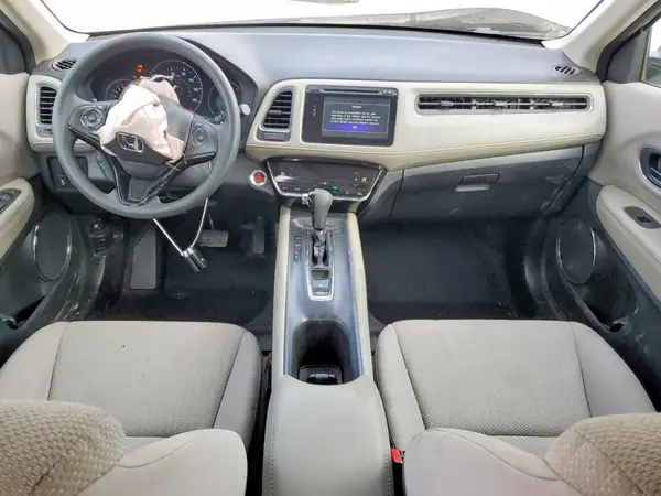 3CZRU5H56JM713857 2018 HONDA HR-V - Image 8
