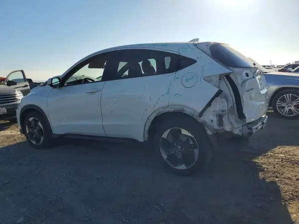 3CZRU5H56JM719979 2018 HONDA HR-V - Image 2