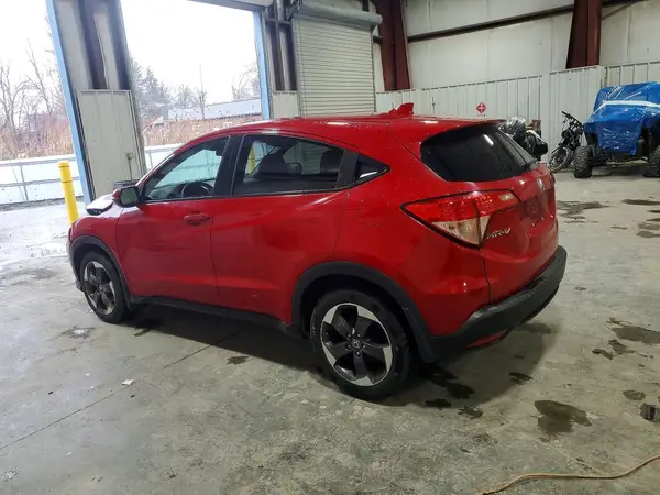 3CZRU5H56JM720498 2018 HONDA HR-V - Image 2