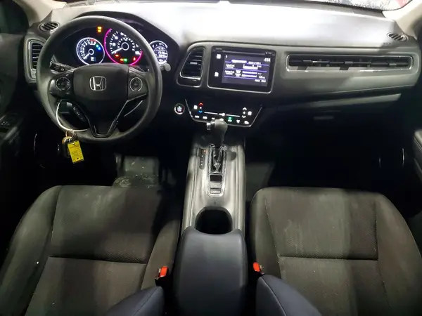 3CZRU5H56JM720498 2018 HONDA HR-V - Image 8