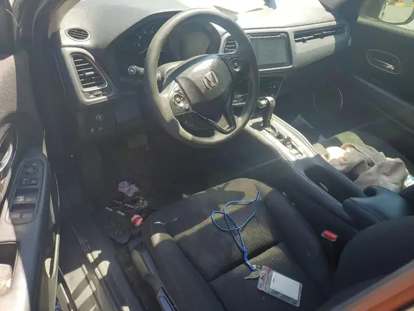 3CZRU5H56JM721876 2018 HONDA HR-V - Image 8