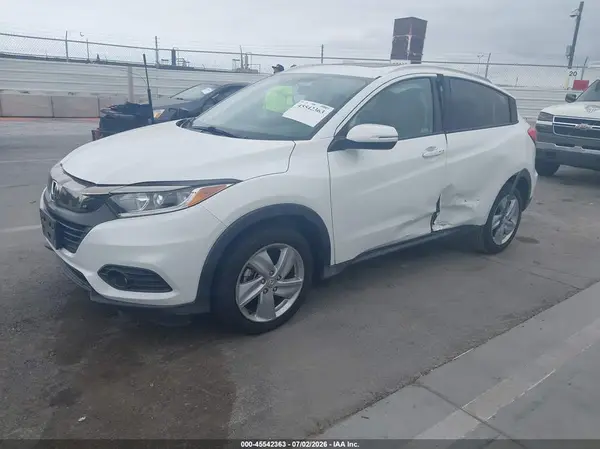 3CZRU5H56KM704349 2019 HONDA HR-V - Image 2
