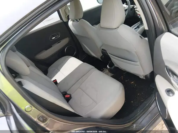 3CZRU5H56KM706537 2019 HONDA HR-V - Image 8