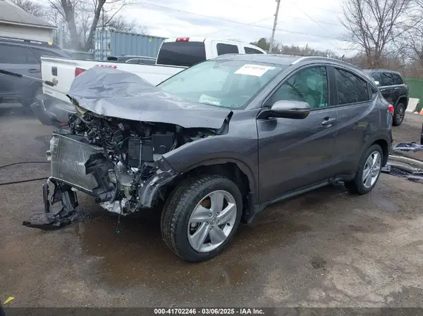3CZRU5H56KM706540 2019 HONDA HR-V - Image 2