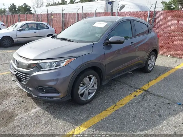 3CZRU5H56KM718977 2019 HONDA HR-V - Image 2