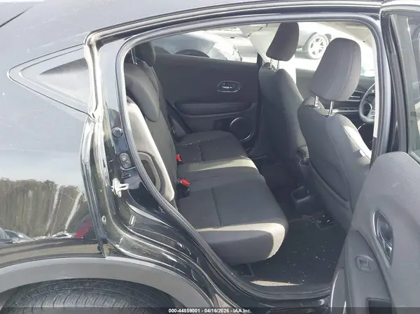 3CZRU5H56KM719465 2019 HONDA HR-V - Image 8