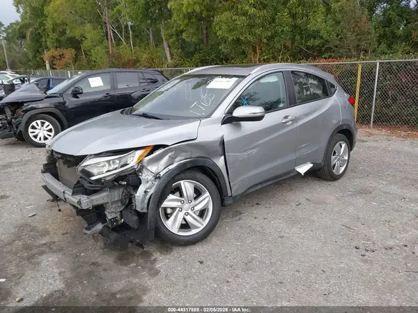 3CZRU5H56KM721765 2019 HONDA HR-V - Image 2