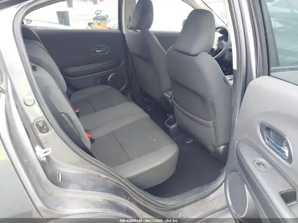 3CZRU5H56KM723998 2019 HONDA HR-V - Image 8