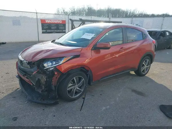 3CZRU5H56LM701579 2020 HONDA HR-V - Image 2