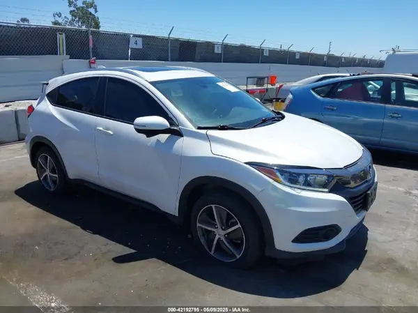 3CZRU5H56MM717721 2021 HONDA HR-V - Image 1