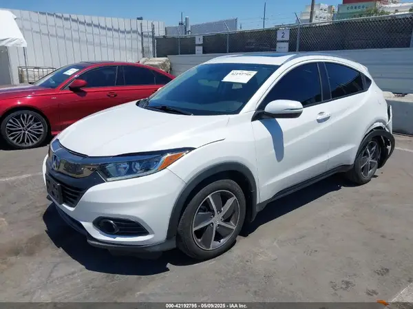 3CZRU5H56MM717721 2021 HONDA HR-V - Image 2