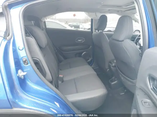 3CZRU5H56NM720359 2022 HONDA HR-V - Image 8