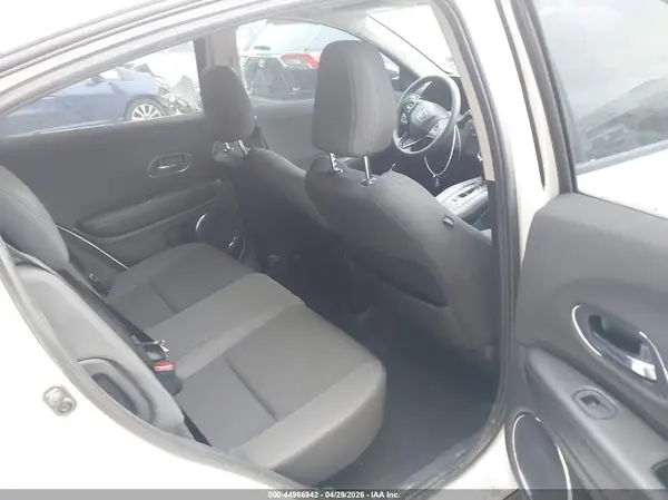3CZRU5H56NM738005 2022 HONDA HR-V - Image 8