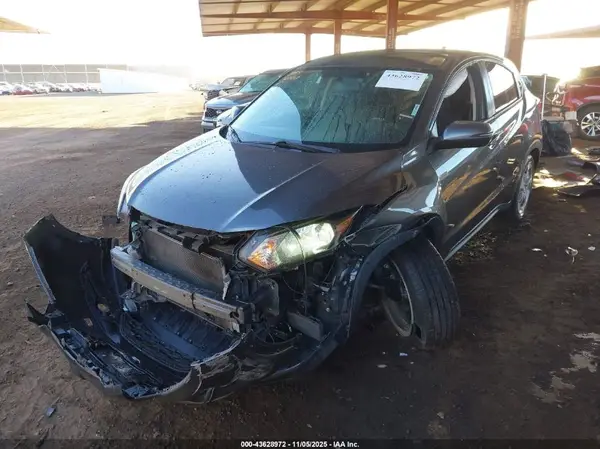 3CZRU5H57GM703590 2016 HONDA HR-V - Image 2