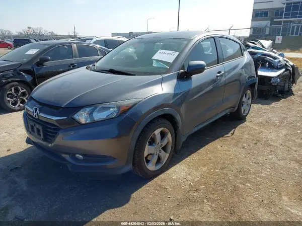 3CZRU5H57GM717019 2016 HONDA HR-V - Image 2