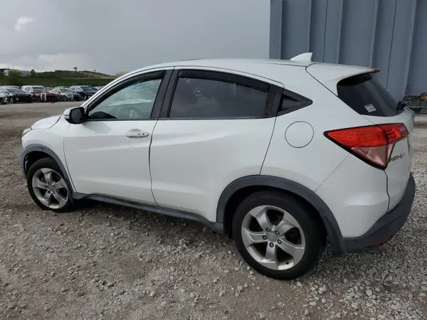 3CZRU5H57GM732099 2016 HONDA HR-V - Image 2