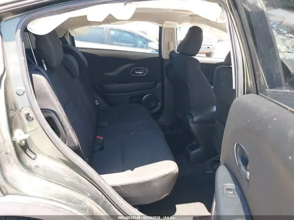 3CZRU5H57GM738629 2016 HONDA HR-V - Image 8