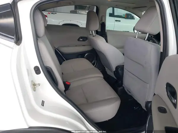 3CZRU5H57GM749551 2016 HONDA HR-V - Image 8