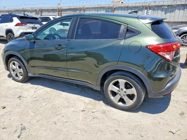 3CZRU5H57HG703394 2017 HONDA HR-V - Image 2