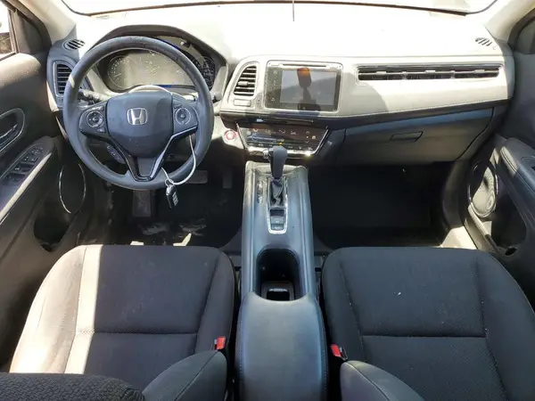 3CZRU5H57HG703394 2017 HONDA HR-V - Image 8