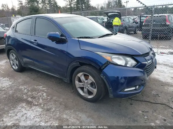3CZRU5H57HG706697 2017 HONDA HR-V - Image 1