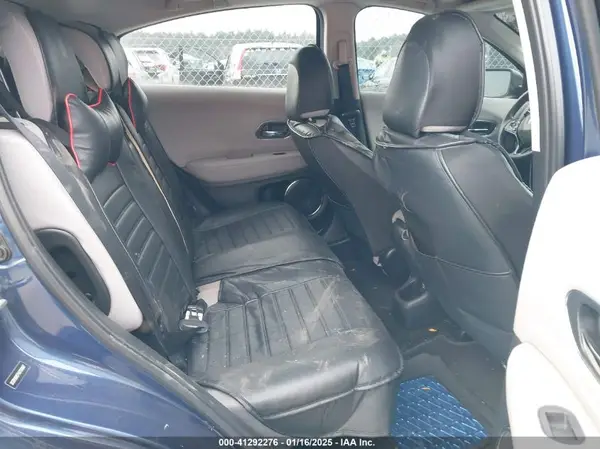 3CZRU5H57HG706697 2017 HONDA HR-V - Image 8