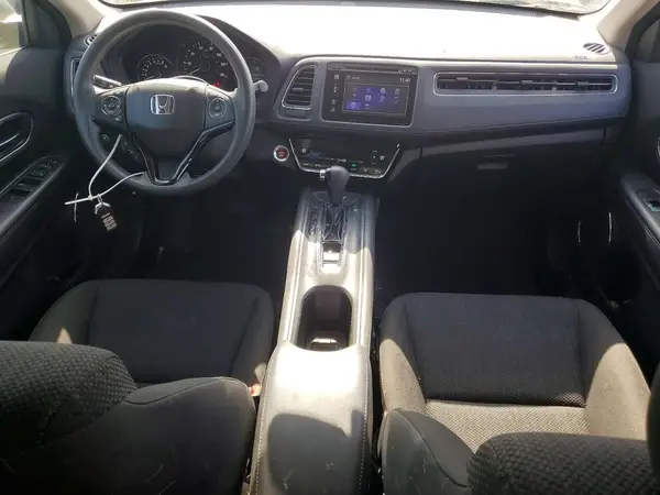 3CZRU5H57HM701176 2017 HONDA HR-V - Image 8