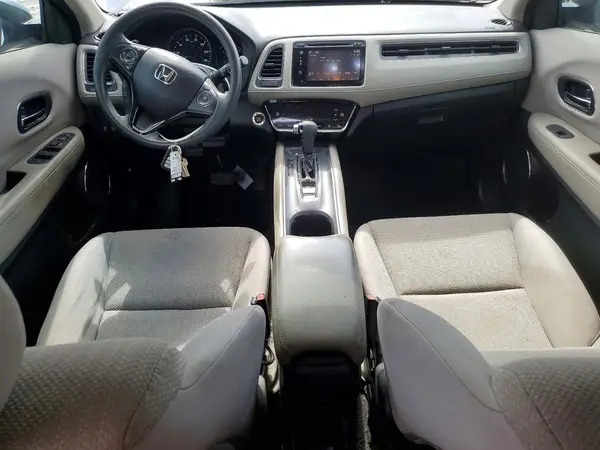 3CZRU5H57HM702103 2017 HONDA HR-V - Image 8
