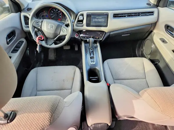 3CZRU5H57HM707852 2017 HONDA HR-V - Image 8