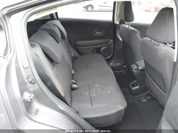 3CZRU5H57HM707981 2017 HONDA HR-V - Image 8