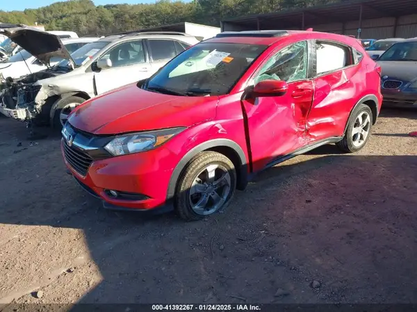 3CZRU5H57HM713506 2017 HONDA HR-V - Image 2