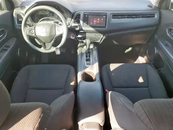 3CZRU5H57HM713568 2017 HONDA HR-V - Image 8