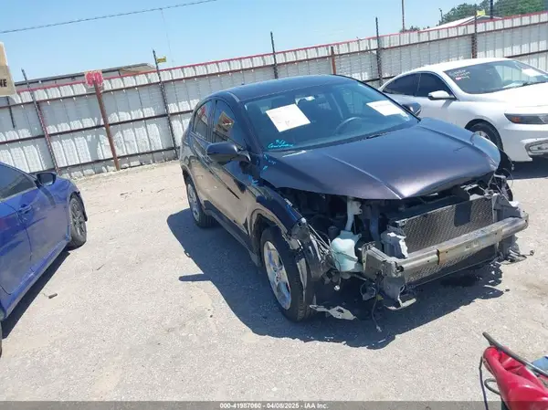 3CZRU5H57HM716325 2017 HONDA HR-V - Image 1
