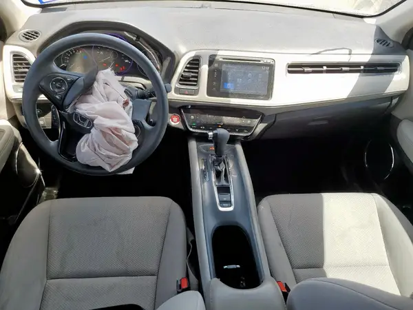 3CZRU5H57HM719225 2017 HONDA HR-V - Image 8