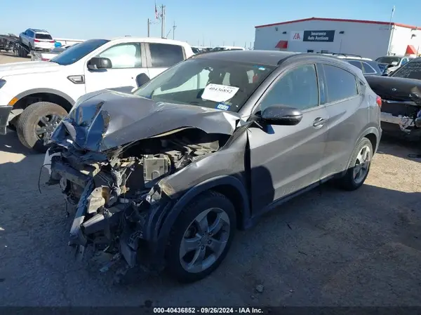 3CZRU5H57HM721248 2017 HONDA HR-V - Image 2