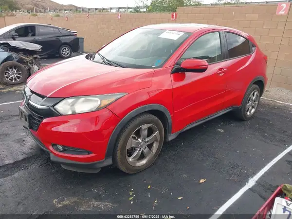 3CZRU5H57HM722030 2017 HONDA HR-V - Image 2