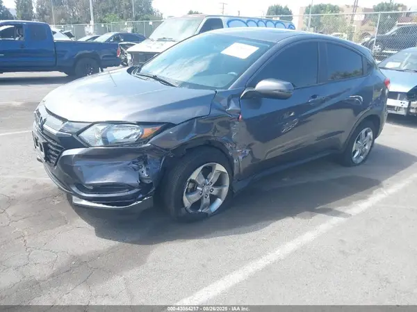 3CZRU5H57HM723419 2017 HONDA HR-V - Image 2