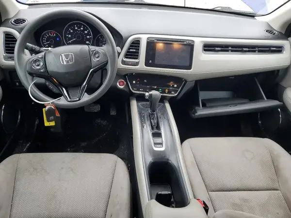3CZRU5H57HM723534 2017 HONDA HR-V - Image 8